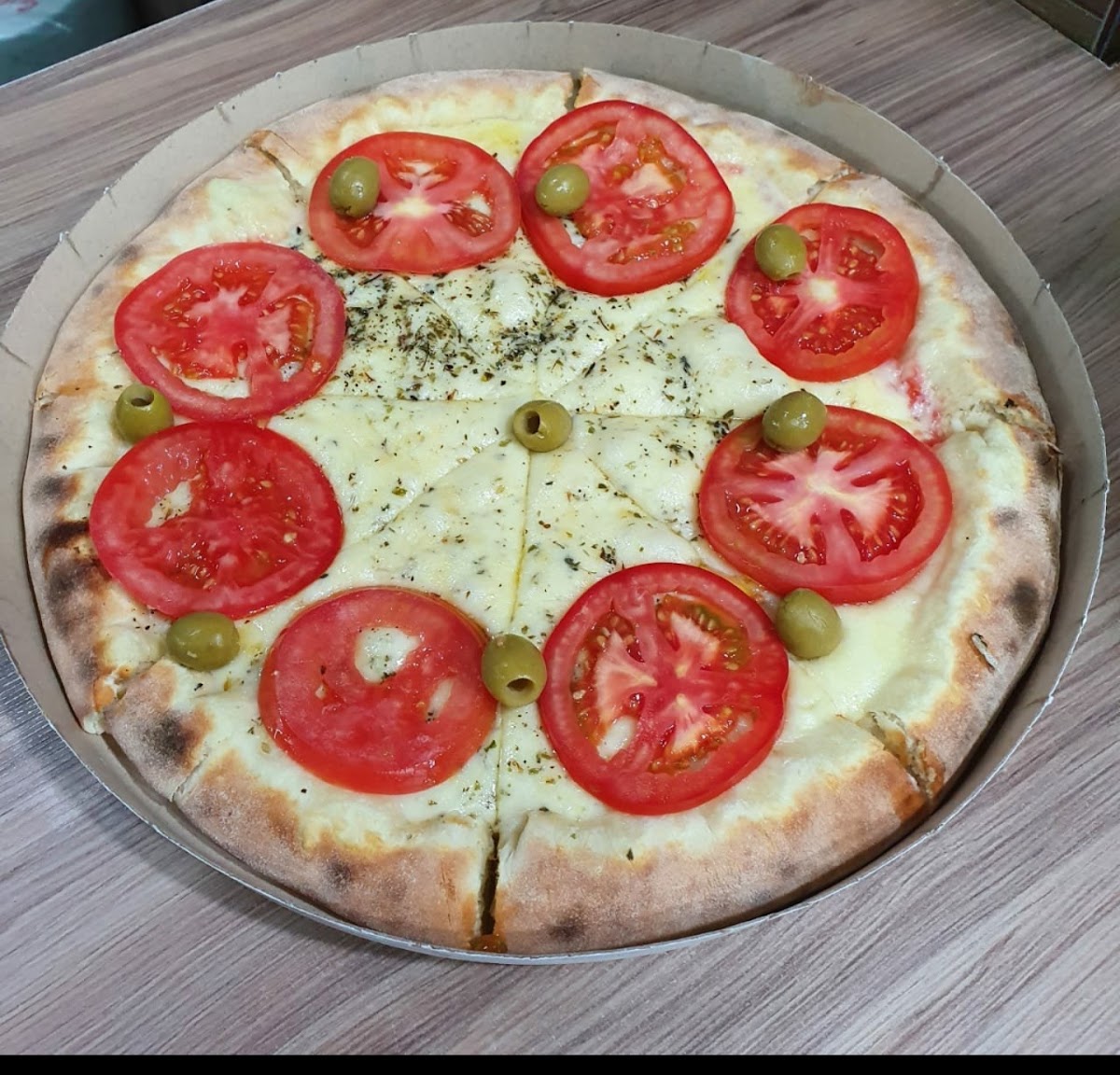 Europa Pizzaria & Esfiharia-7